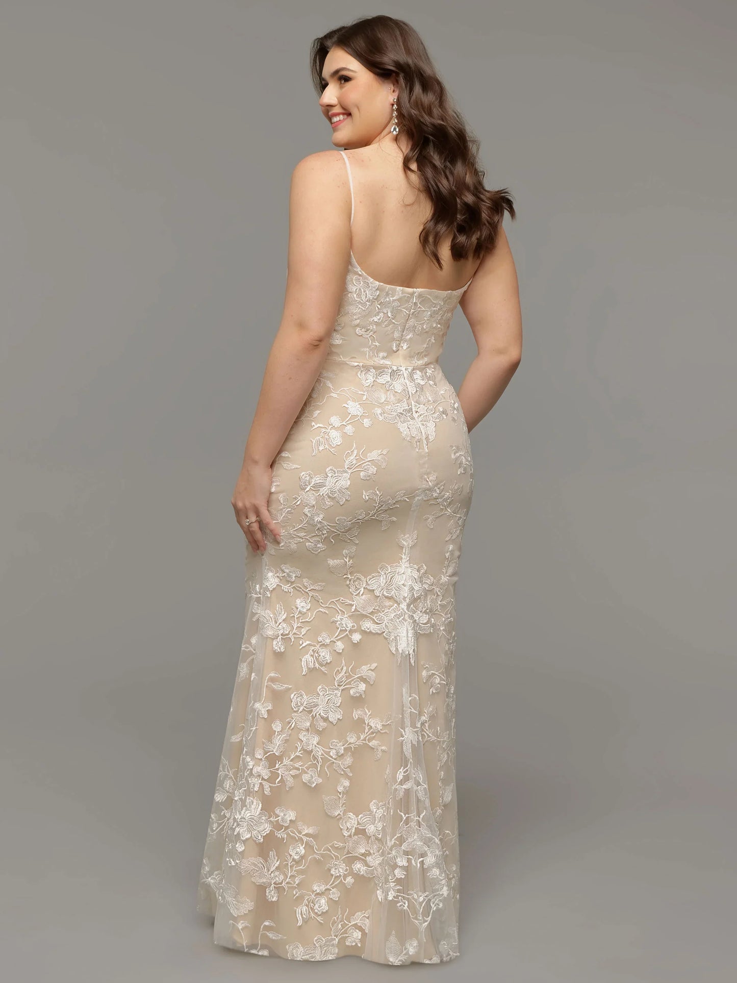 V NECK TULLE FIT AND FLARE WEDDING DRESS WITH LACE