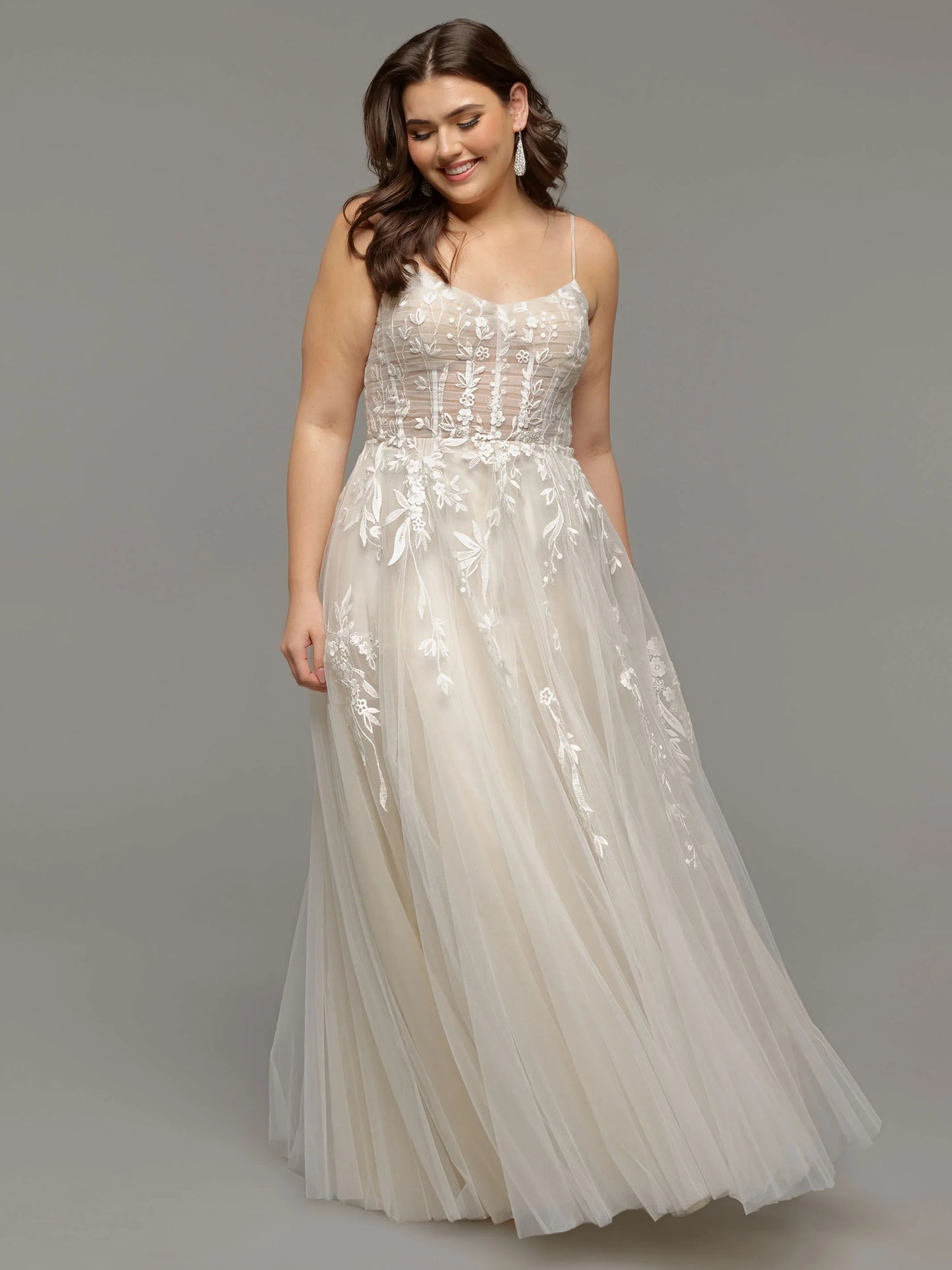 OPEN BACK A LINE TULLE WEDDING DRESS WITH LACE