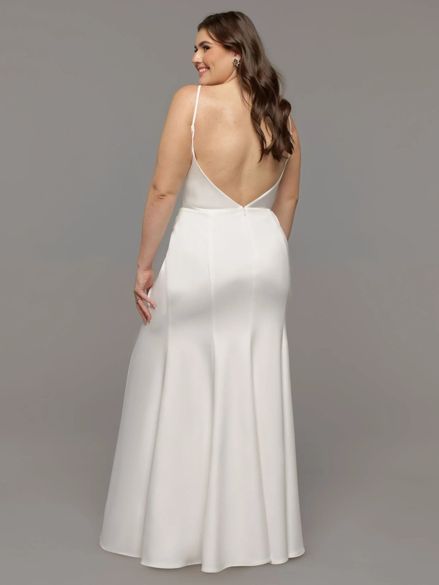 BACKLESS FIT AND FLARE WEDDING DRESS WITH RUCHING