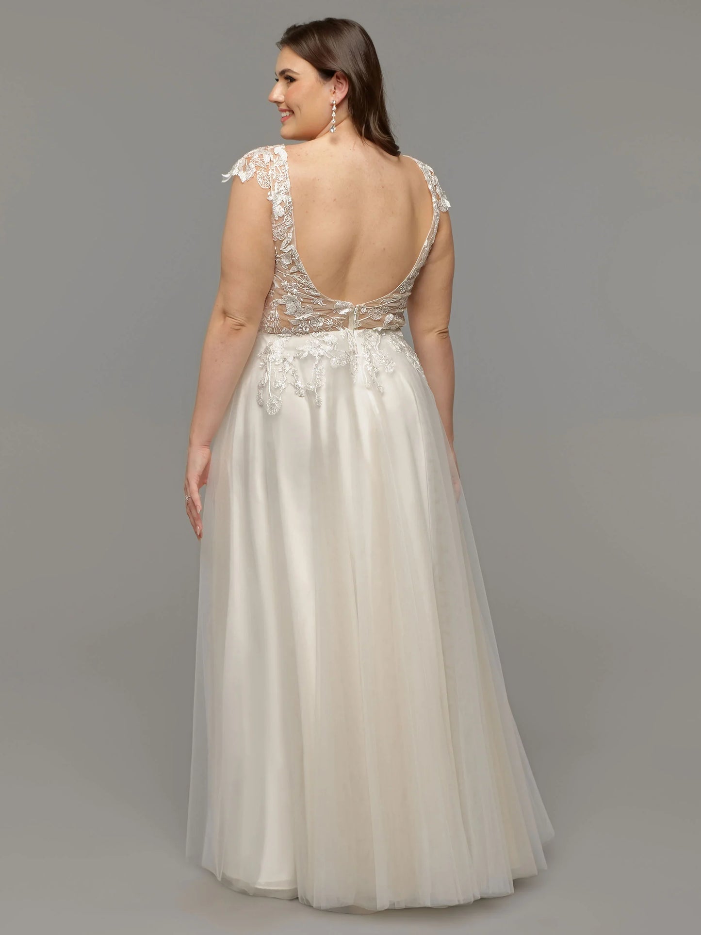 A LINE TULLE CAP SLEEVE WEDDING DRESS WITH LACE