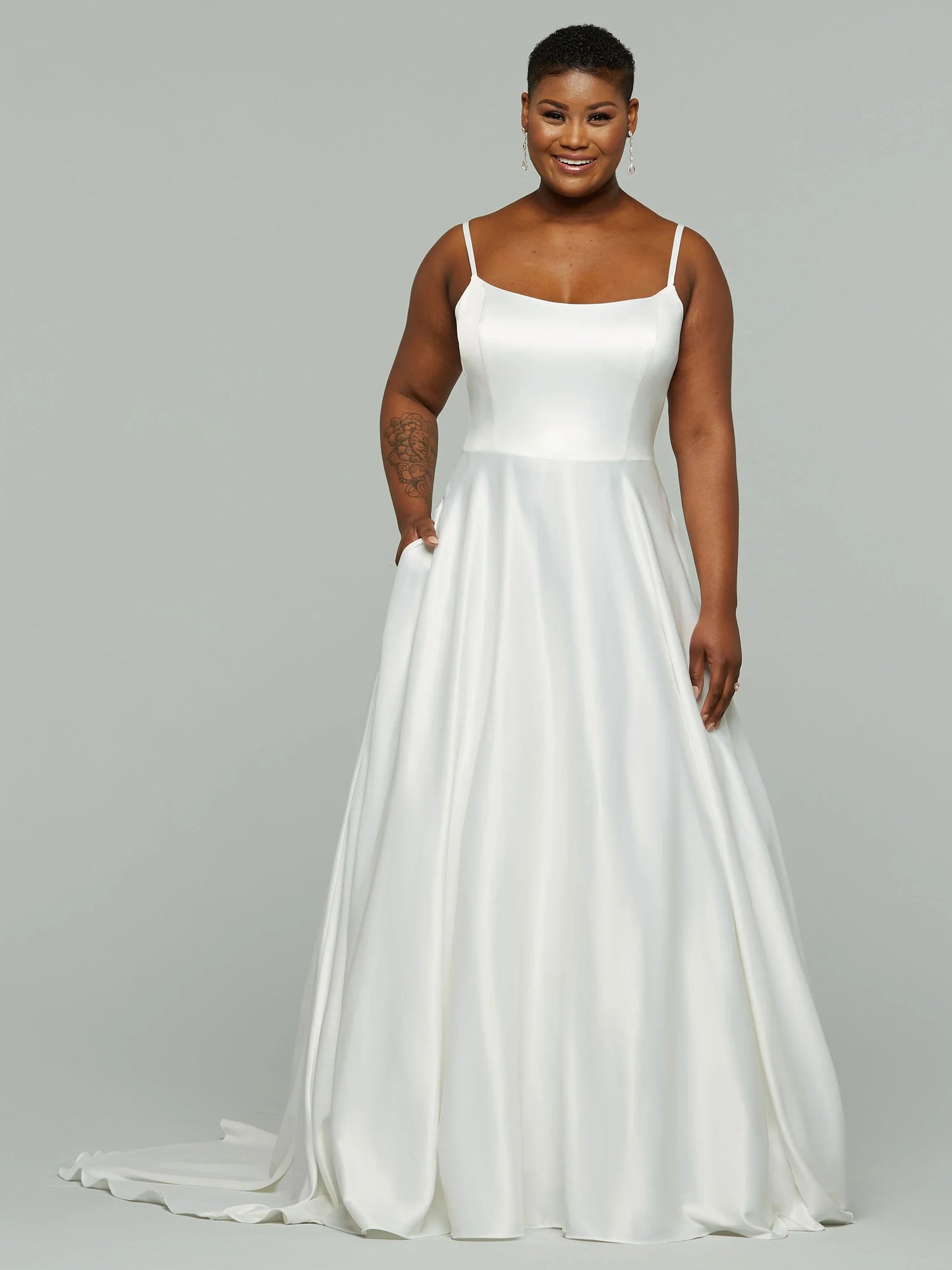 STRETCH SATIN A LINE WEDDING DRESS WITH SCOOP NECKLINE