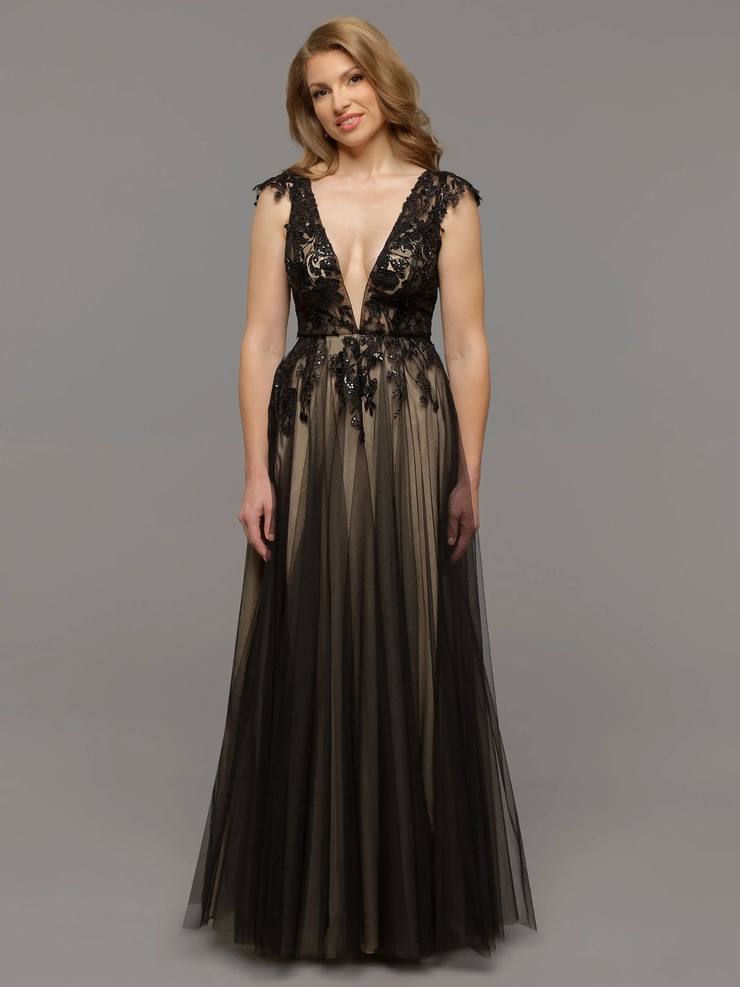 A LINE TULLE CAP SLEEVE WEDDING DRESS WITH LACE