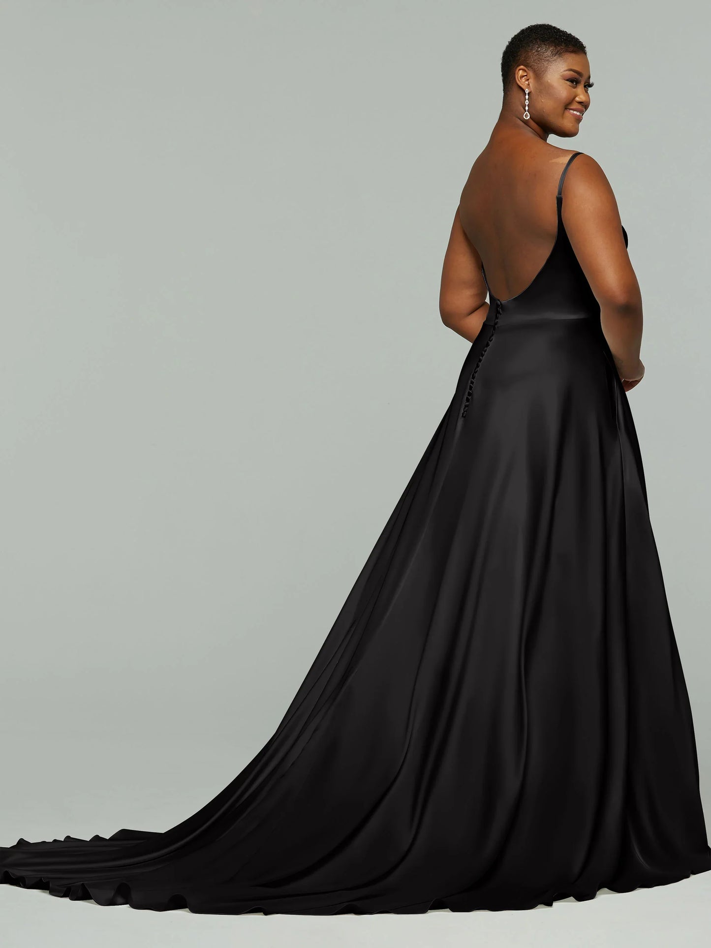STRETCH SATIN A LINE WEDDING DRESS WITH SCOOP NECKLINE