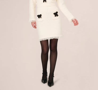 Chenille Boucle Bow Skirt In Ivory Black