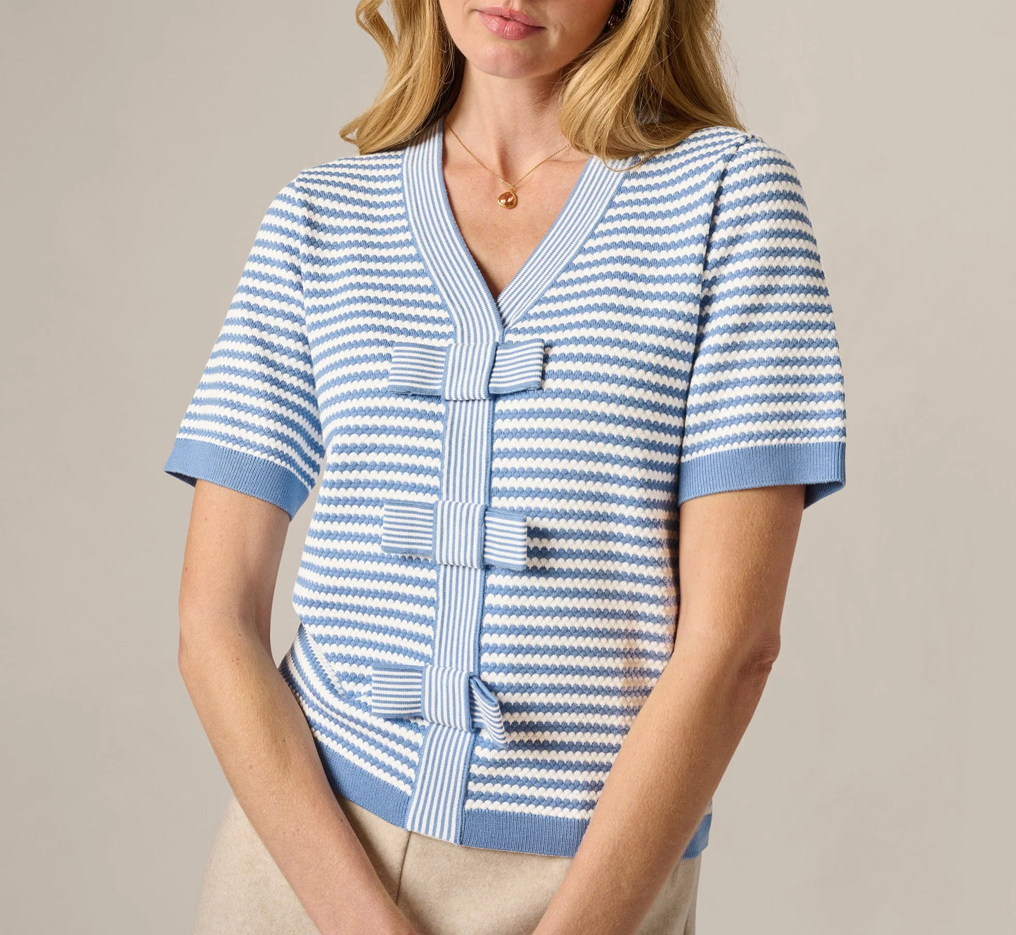 Short Sleeve Bow Pullover Sweater In Classic Blue Ivory