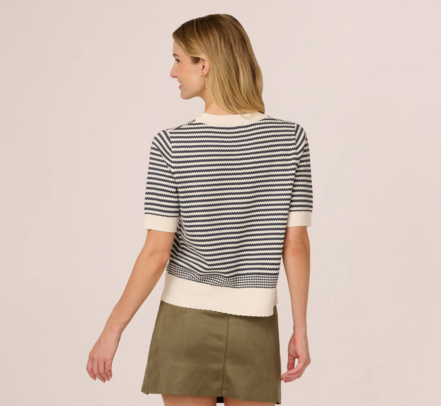 Short Sleeve Scalloped Stripe Pullover Sweater In Ivory Slate Blue