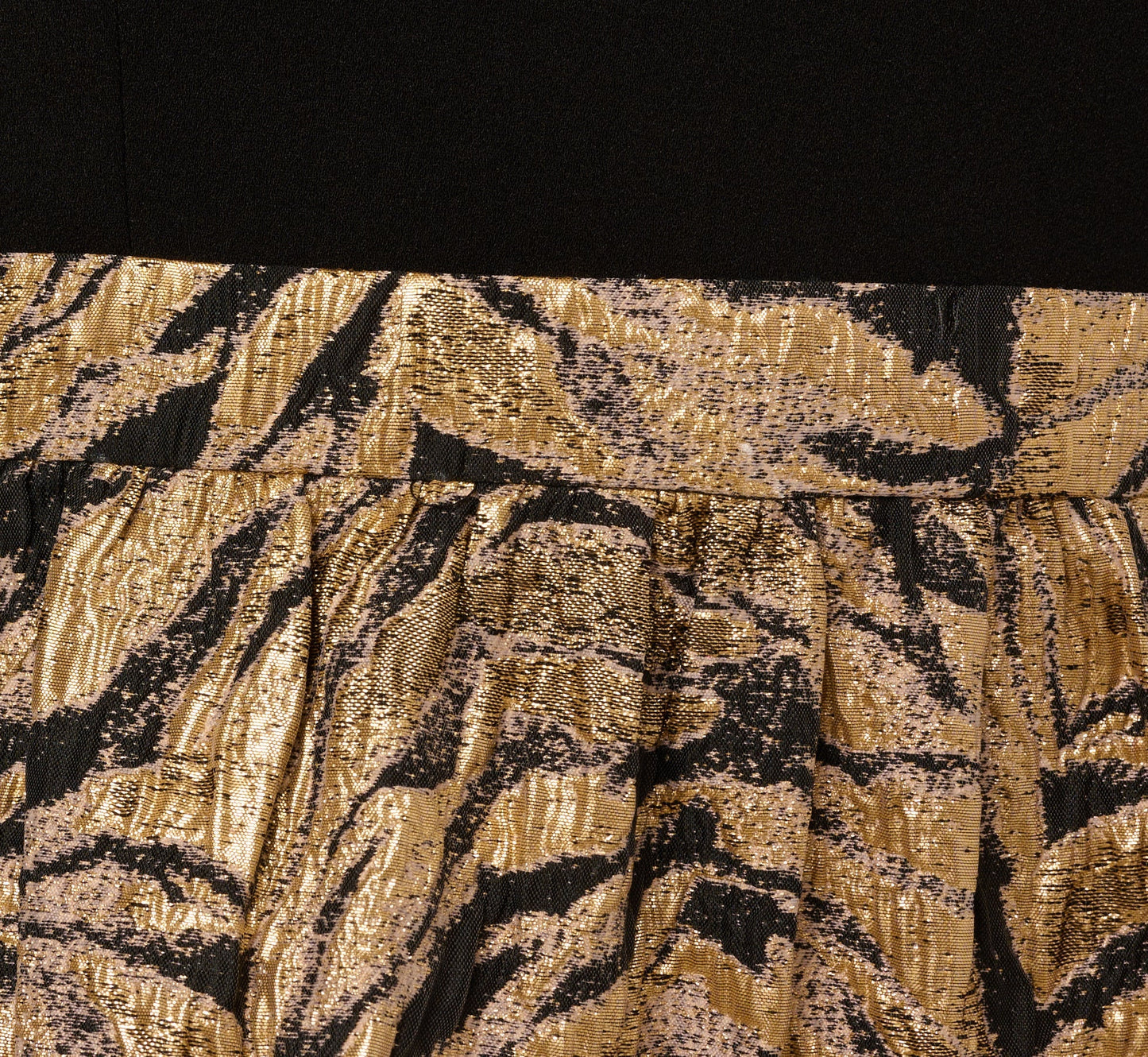 Sleeveless Jacquard Flounce Combo Dress In Black Gold