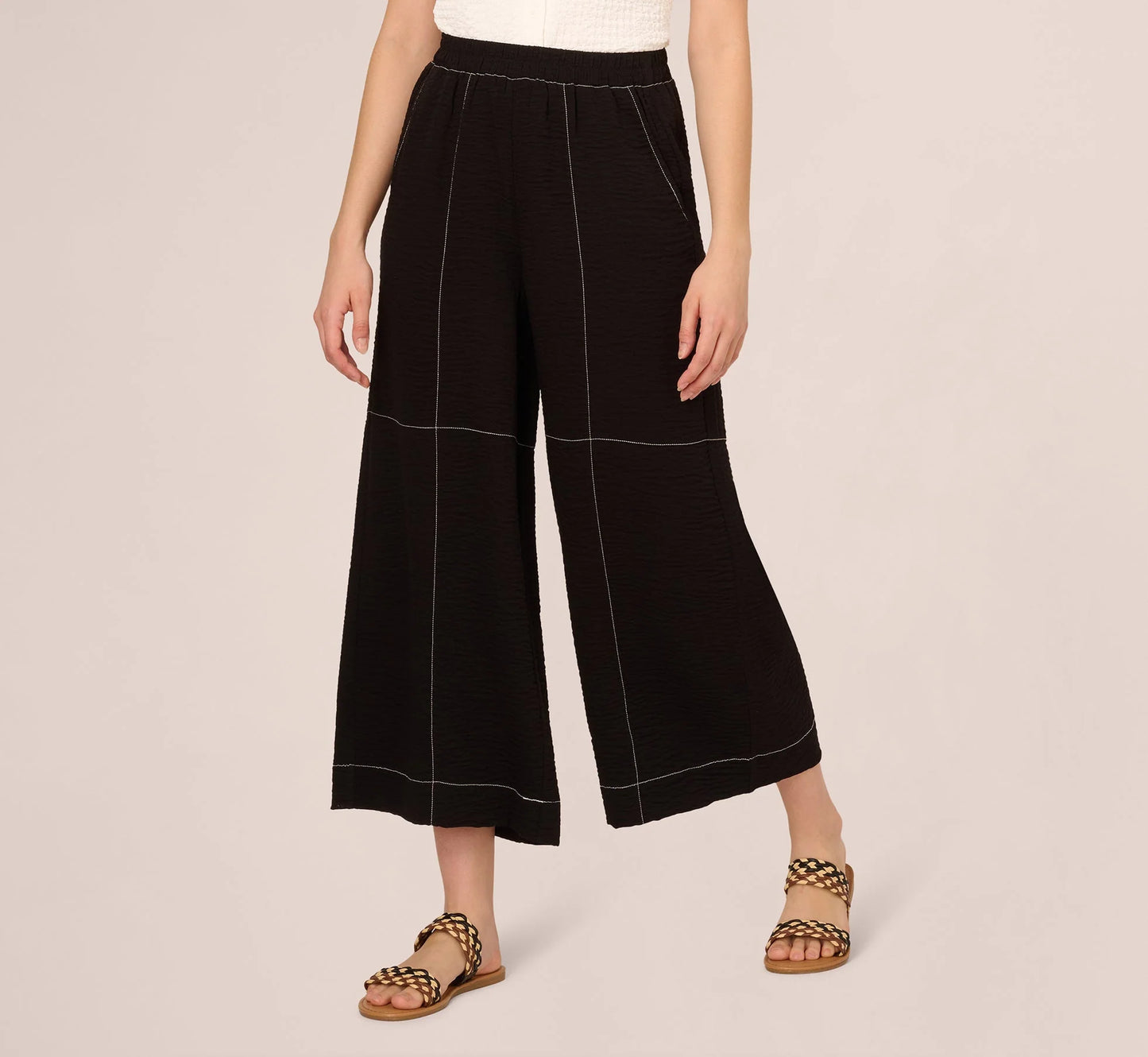 Contrast Stitching Crinkle Midi Pant In Black Ivory