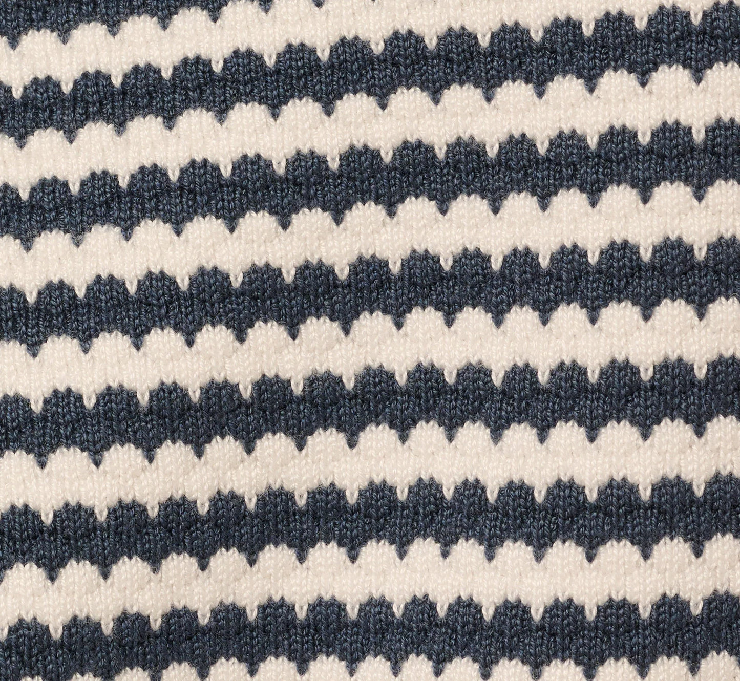 Short Sleeve Scalloped Stripe Pullover Sweater In Ivory Slate Blue