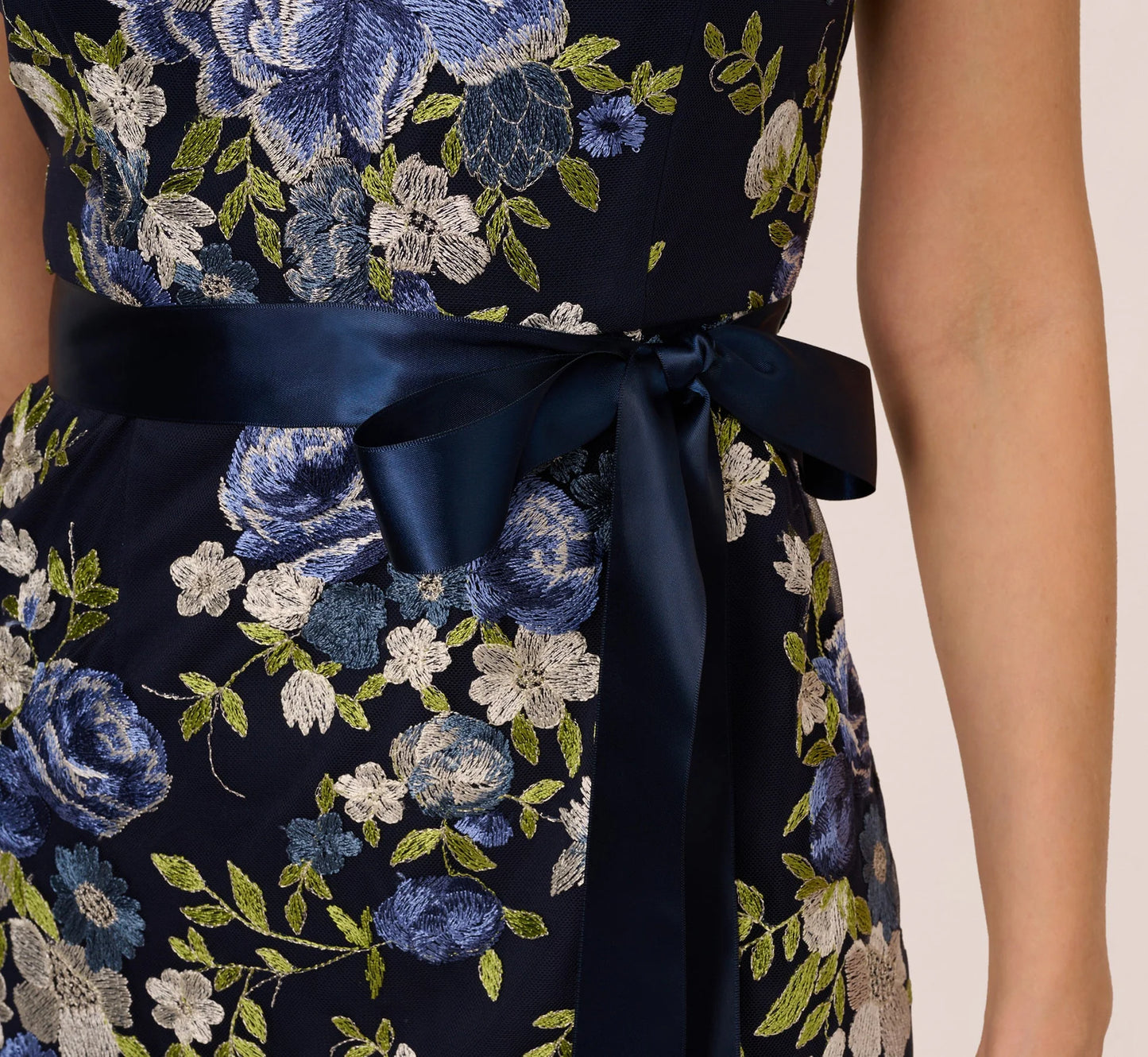 Embroidered Floral Cap Sleeve Column Gown In Navy Multi