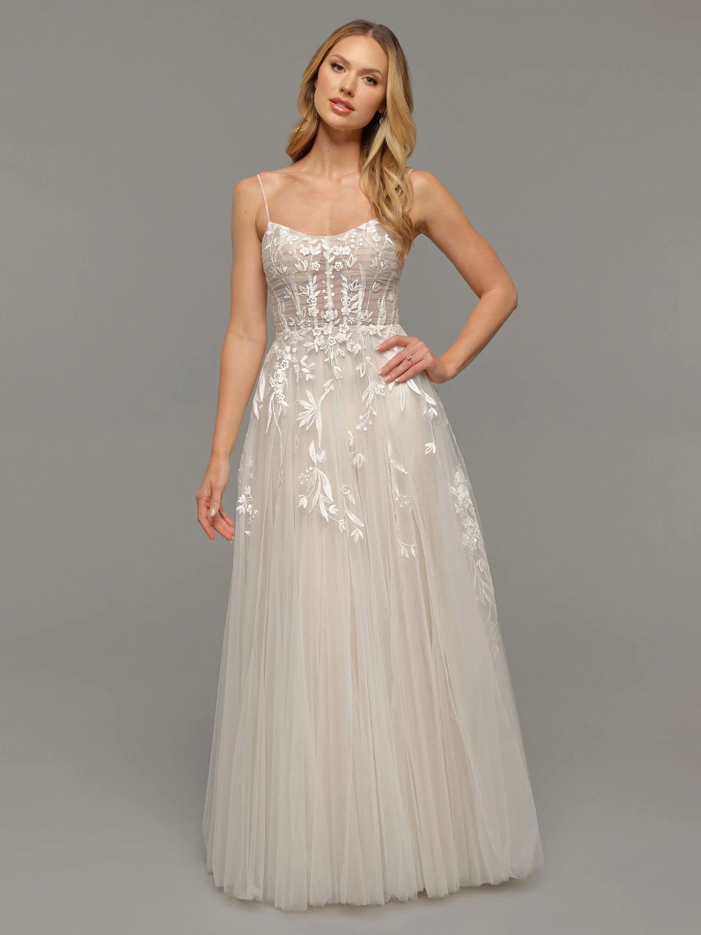 OPEN BACK A LINE TULLE WEDDING DRESS WITH LACE